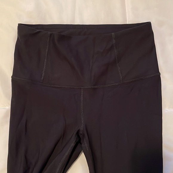 Lululemon black athletic leggings - Picture 4 of 7